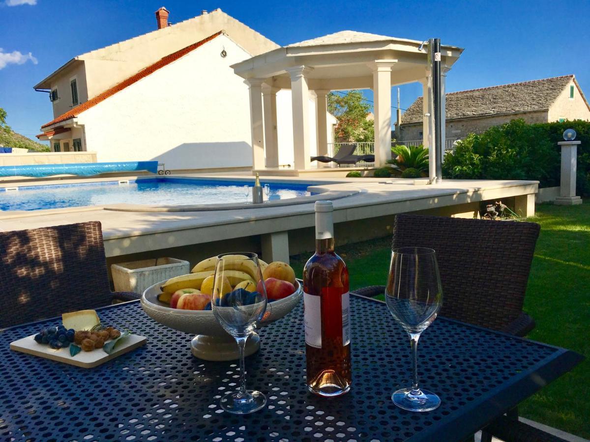 Apartments Villa Jadranka Adults Only Bol Exterior foto